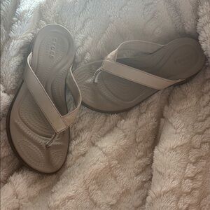 CROCS capri IV Women's Tan Sandals W6